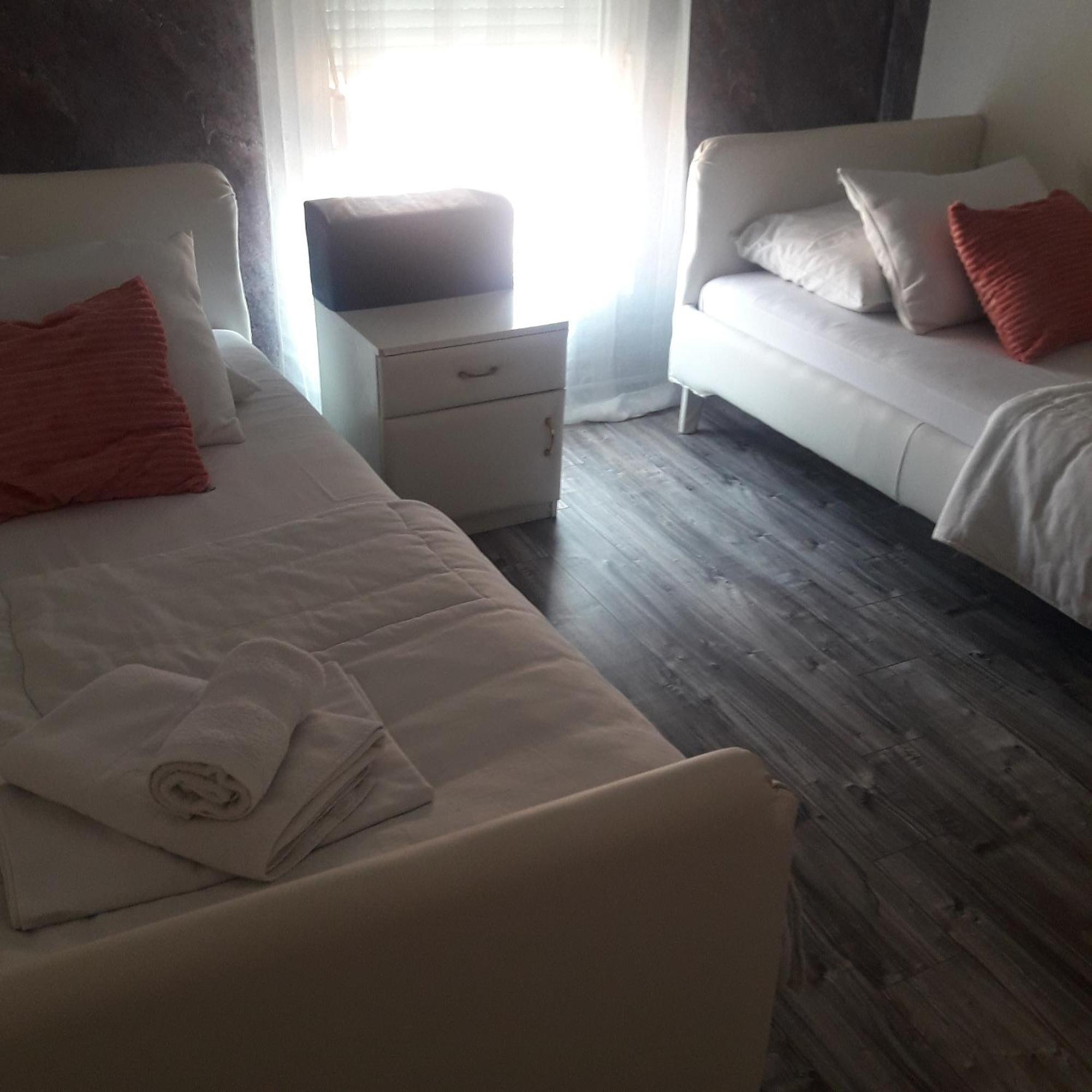 Apartmani Ni מראה חיצוני תמונה